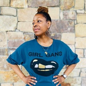 Meet your Posher, Denise